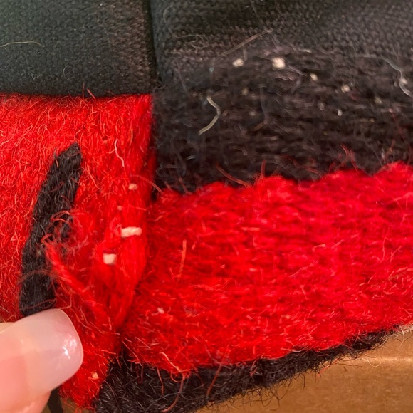 Forever 21 ~ Pendleton style “Carpet” Bag Purse w/black belt leather like strap! - Picture 15 of 15